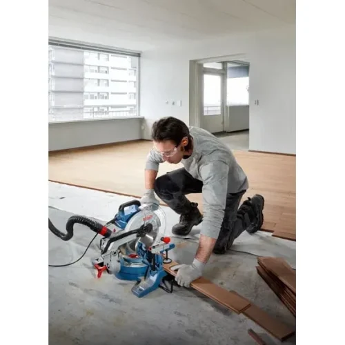 Máy cưa vật Bosch GCM 254 thi công sàn nhà
