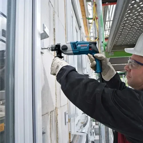 Máy khoan động lực Bosch GSB 20-2 RE khoan khung cửa