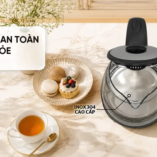 Ấm siêu tốc SUNHOUSE SHD1331 với ruột inox 304 cao cấp trong gian bếp