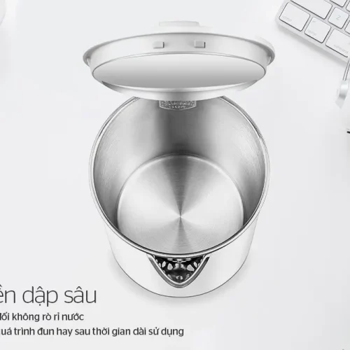 Ấm siêu tốc SUNHOUSE SHD1386W mở nắp, cận cảnh lòng ấm và đáy bên trong