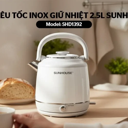 Ấm siêu tốc SUNHOUSE SHD1392 màu trắng giữ nhiệt 2.5 lít đặt trên bàn bếp