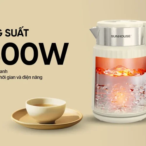 Ấm siêu tốc SUNHOUSE SHD1393 góc nghiêng mặt trước, hiển thị công suất 1500W