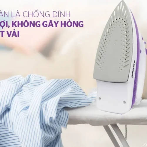 Bàn ủi hơi nước SUNHOUSE SHD2063P với mặt bàn ủi chống dính