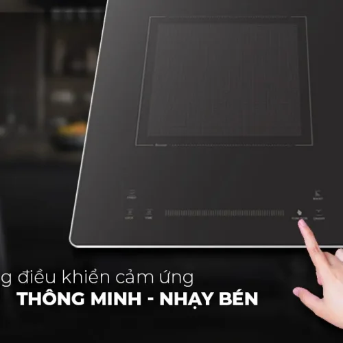 Bảng điều khiển cảm ứng thông minh trên bếp điện từ đôi SUNHOUSE SHB83TP