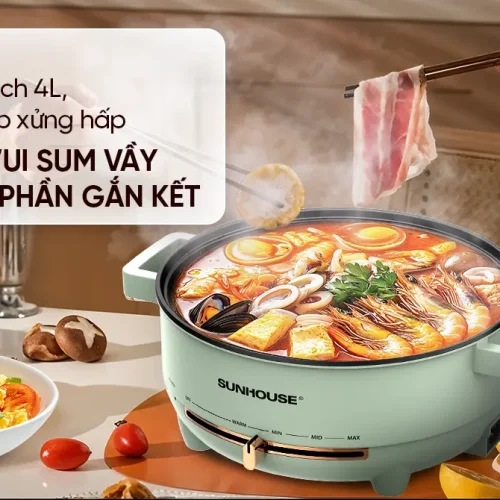 Lẩu điện SUNHOUSE SHD4540 dung tích 4 lít đang nấu lẩu