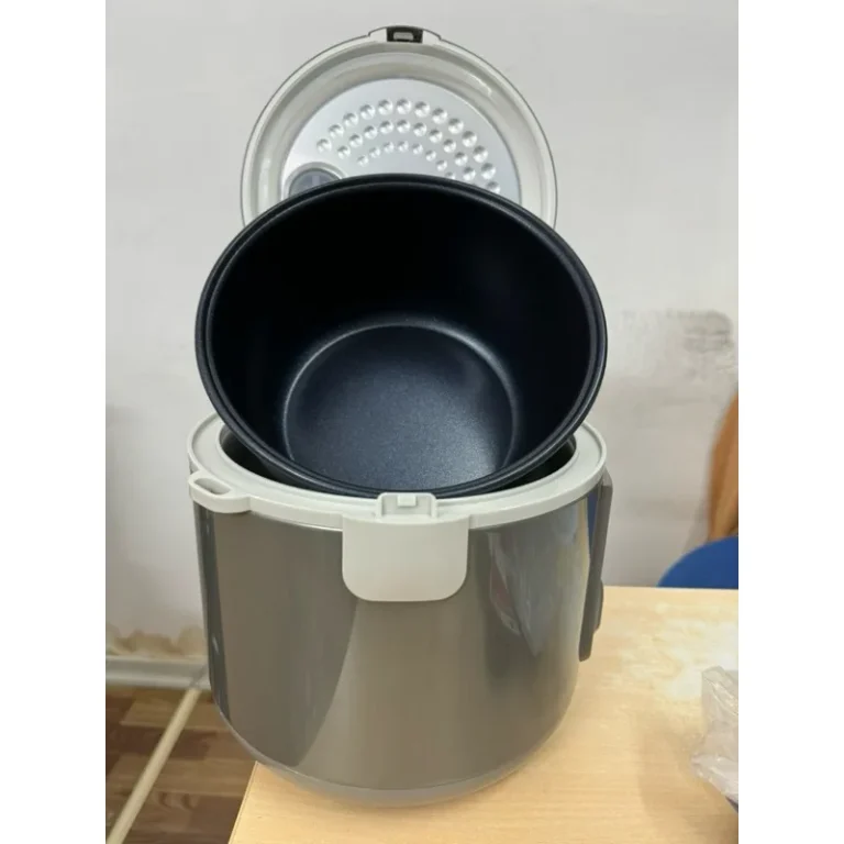 Lòng nồi chống dính của nồi cơm điện Khaluck KL-812 1.2 lít