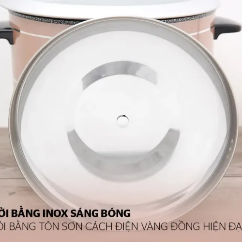 Vung inox sáng bóng của nồi cơm điện SUNHOUSE SHD8105