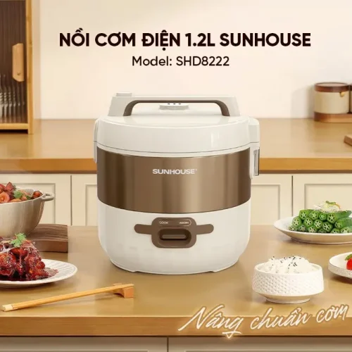 Nồi cơm điện SUNHOUSE SHD8222 1.2 lít trong không gian bếp