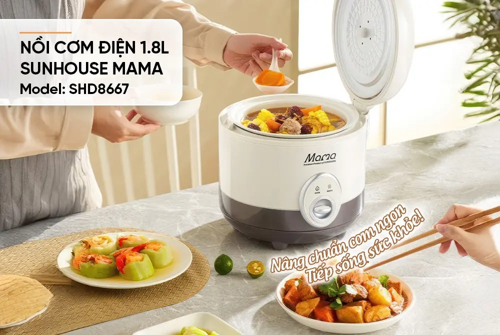 Nồi cơm điện SUNHOUSE SHD8667 1.8 lít đang chế biến món ăn