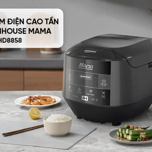 Nồi cơm điện SUNHOUSE Mama SHD8858 1.5 lít đặt trong bếp