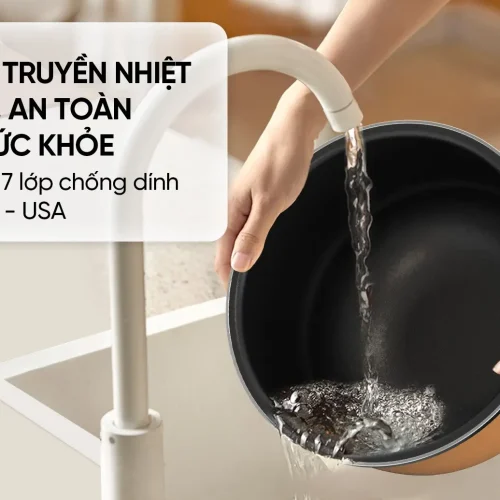 Lòng nồi chống dính 7 lớp Whitford của nồi cơm điện SUNHOUSE SHD8955