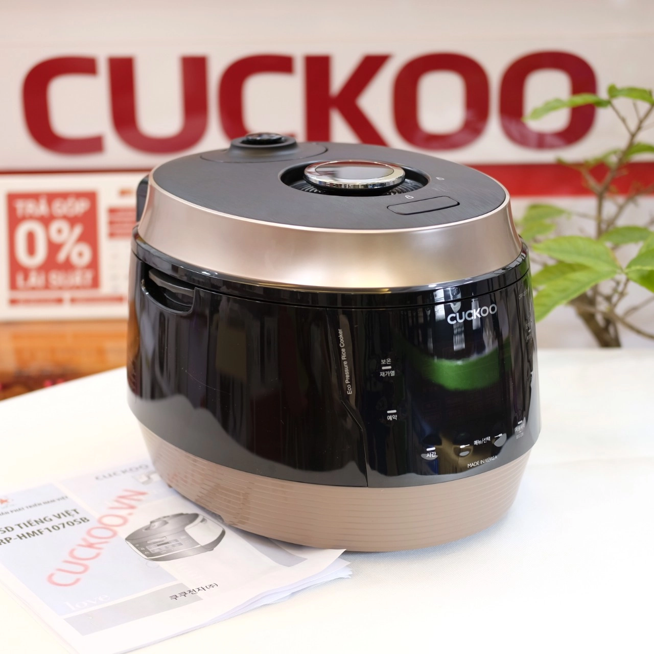 Nồi cơm điện Cuckoo CRP-QS1010FG